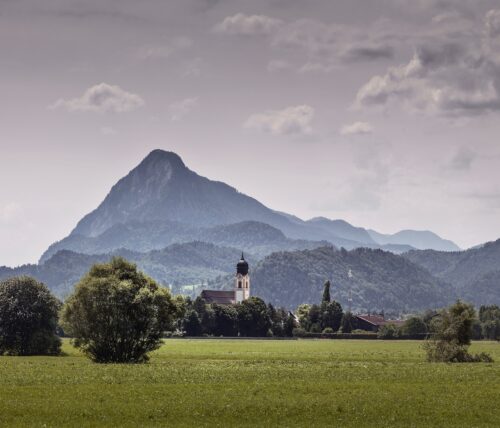 hd ansicht ebbs mit kirche und pendlingA©tvbkufsteinerland Kufstein mobil
